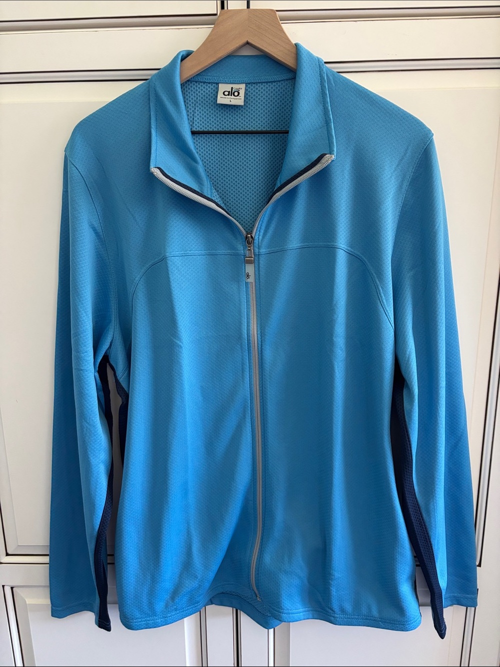 Alo Yoga Cool Fit Jacket Athletic Full Zip Blue Pockets Stretch Men’s Large